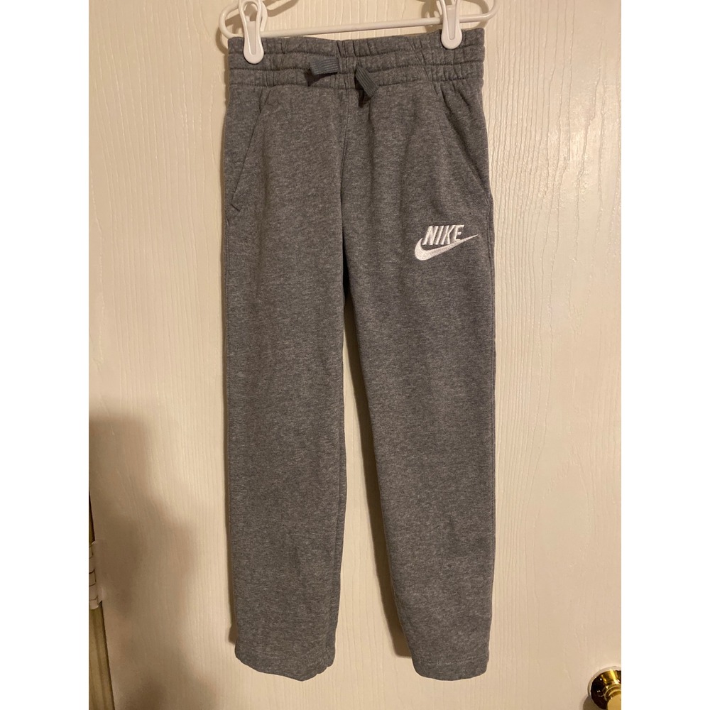 Nike Kids Sportswear Club Fleece Sweatpants Gray Heather XS CI2911-063
0488